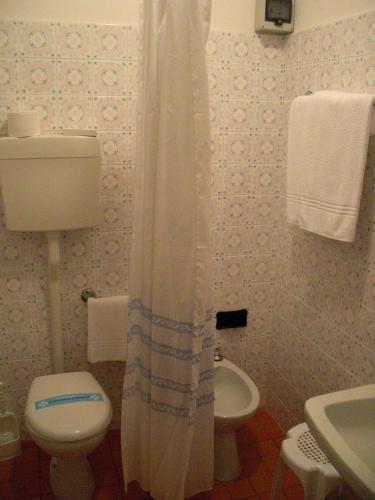 Hotel Oceanic Лидо ди Йезоло Екстериор снимка