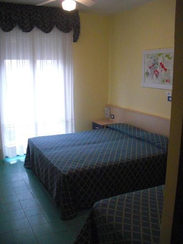 Hotel Oceanic Лидо ди Йезоло Екстериор снимка