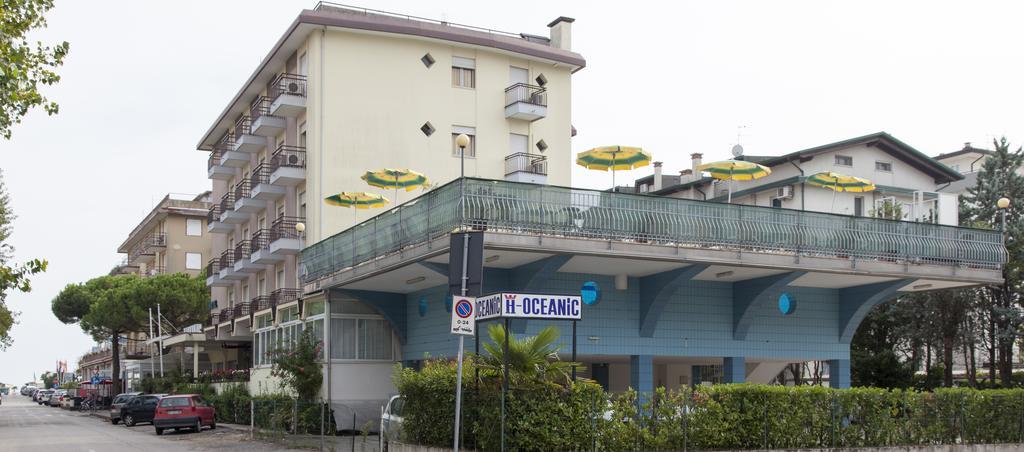 Hotel Oceanic Лидо ди Йезоло Екстериор снимка